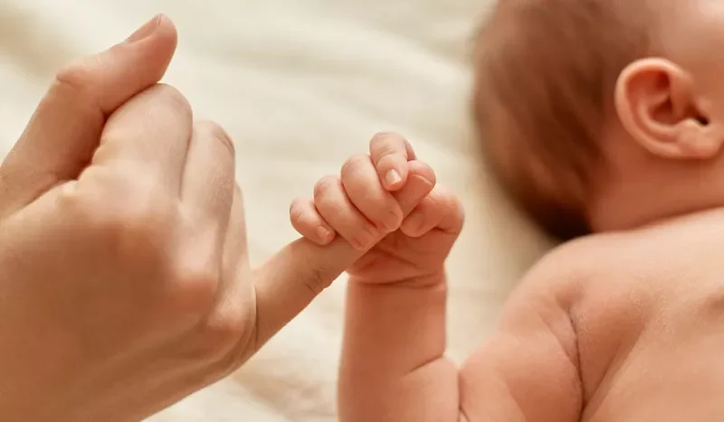 bunda-wajib-tahu-produk-perlengkapan-bayi-yang-aman-untuk-newborn-696f3b9bf0208